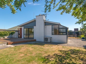 40 Castletown Place, New Brighton, Christchurch