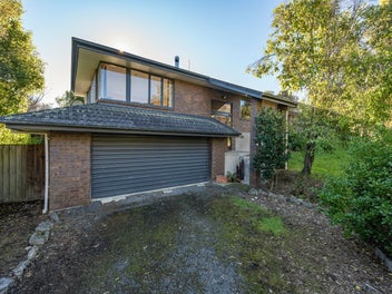 70 Olympus Way, Richmond, Richmond