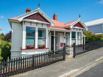 5 Mosgiel Street, Mornington, Dunedin