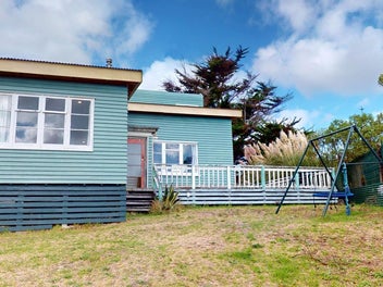 12 Barclay Grove, Hokio Beach, Levin