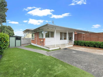 1/13 Esmonde Road, Takapuna, Auckland
