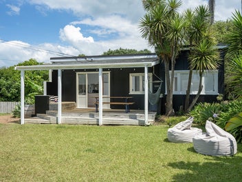 5 Manuka Road, Waiheke Island , Waiheke Island