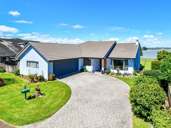 21 Crannich Place, Wattle Downs, Auckland