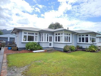 67 Bright Street, Cobden, Greymouth