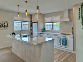 6 Burke Lane, Amberley, Amberley