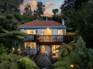 326 Titirangi Road, Titirangi, Auckland