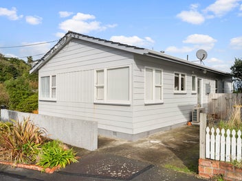 11 Baffin Grove, Kingston, Wellington