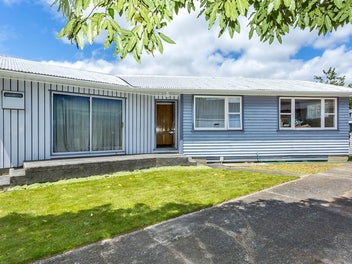 98 Clouston Park Road, Clouston Park, Upper Hutt