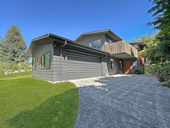 82 Marina Terrace, Kinloch, Kinloch