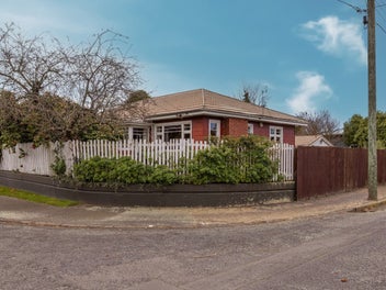 52 York Street, Waltham, Christchurch