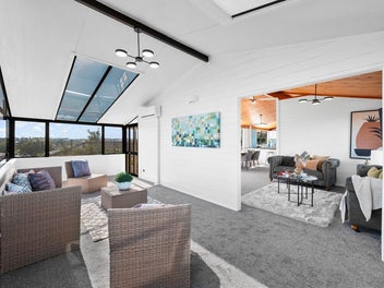 209 Carnoustie Drive, Wattle Downs, Auckland