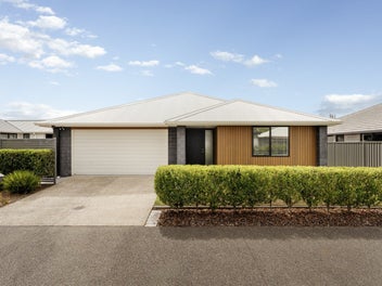 8 Shannon Lane, Pyes Pa, Tauranga