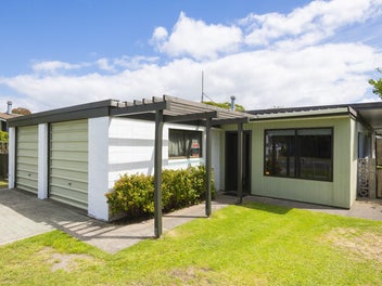323 Stout Street, Riverdale, Gisborne