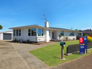 16 Mark Perreau Place, Foxton, Foxton