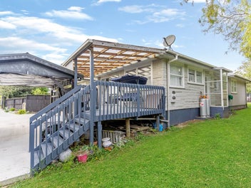 2/51 EDDOWES Street, Manurewa, Auckland 