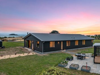10 Otuarae Drive, Brighton