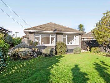 404 Bower Avenue, Parklands, Christchurch