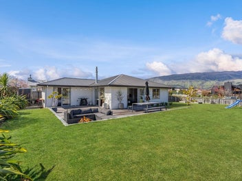 40 West Meadows Drive, Wanaka