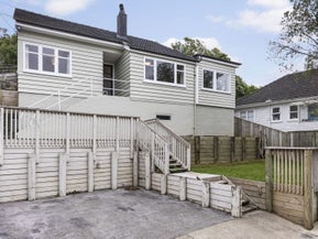 15 Aplin Terrace, Ngaio, Wellington