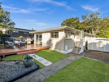 1/34 Imogene Way, Half Moon Bay, Auckland