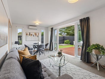 2/77 Denise Crescent, Hornby, Christchurch
