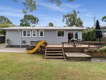27 Kingswood Road, Brookfield, Tauranga