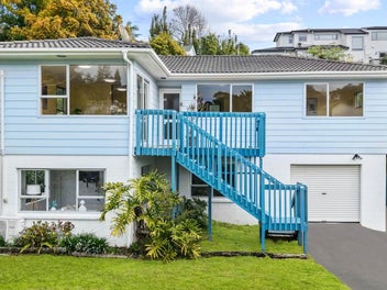 78 Powrie Street, Glenfield, Auckland