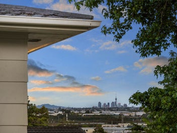 5 Denarius Lane, Glendene, Auckland