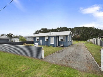 68 Nash Parade, Foxton Beach, Foxton