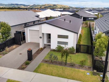 12 Empire Crescent, Papamoa, Papamoa