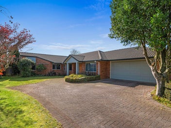 8 Elmbridge Place, Owhata, Rotorua