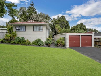 48 Fitzherbert Avenue, West Harbour, Auckland