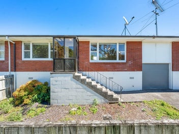 2/97 Pah Road, Epsom, Auckland