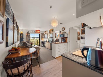 4E/17 Crown Lynn Place, New Lynn, Auckland