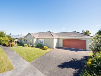 9 Woodgate Court, Fitzherbert, Palmerston North
