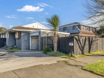 1/185 Queenspark Drive, Parklands, Christchurch