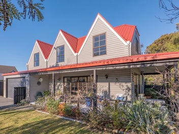 140 Royal Park Drive, Parklands, Christchurch