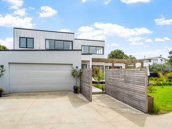 20 Sunrise Boulevard, Snells Beach, Snells Beach