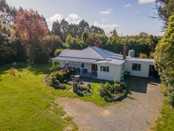 659 Woodbury Road, Woodbury