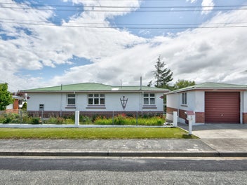 2 Bedford Street, Tapanui