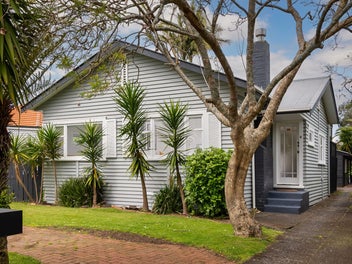 6 Phyllis Street, Mount Albert, Auckland