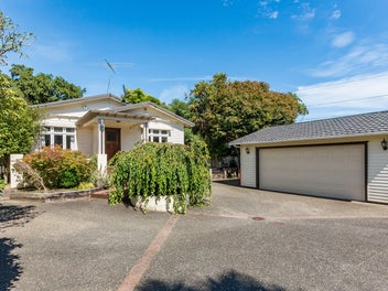10 Gloucester Street, Silverstream, Upper Hutt