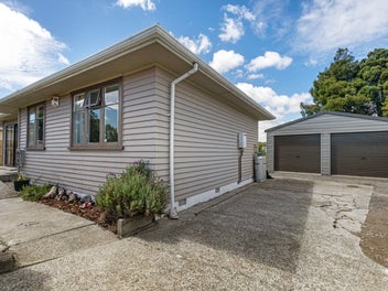 9 Lewis Place, Highbury, Palmerston North