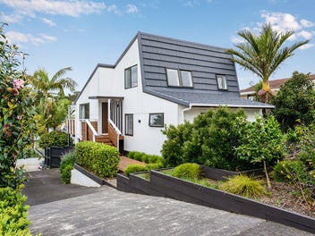 1/14 Clipper Place, Shelly Park, Auckland