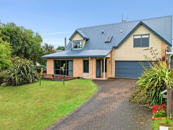 2 Elmslie Place, Owhata, Rotorua
