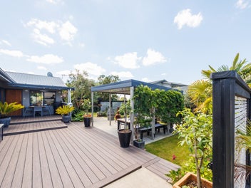 23 Abby Road, Fitzherbert, Palmerston North