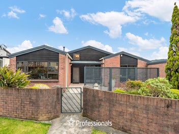 1 Aldersgate Grove, Stokes Valley, Lower Hutt