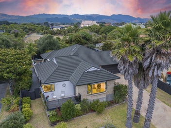 22 Kotuku Drive, Paraparaumu Beach, Paraparaumu