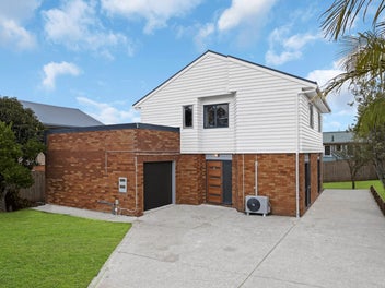 4C Kelkirk Street, Kelston, Auckland