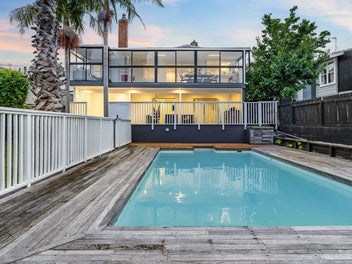 14 MacPherson Street, Meadowbank, Auckland